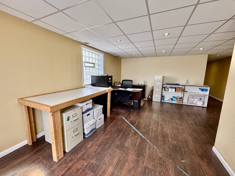 More Photos Of 1234 Brittain Rd, Akron Warehouse For Sale