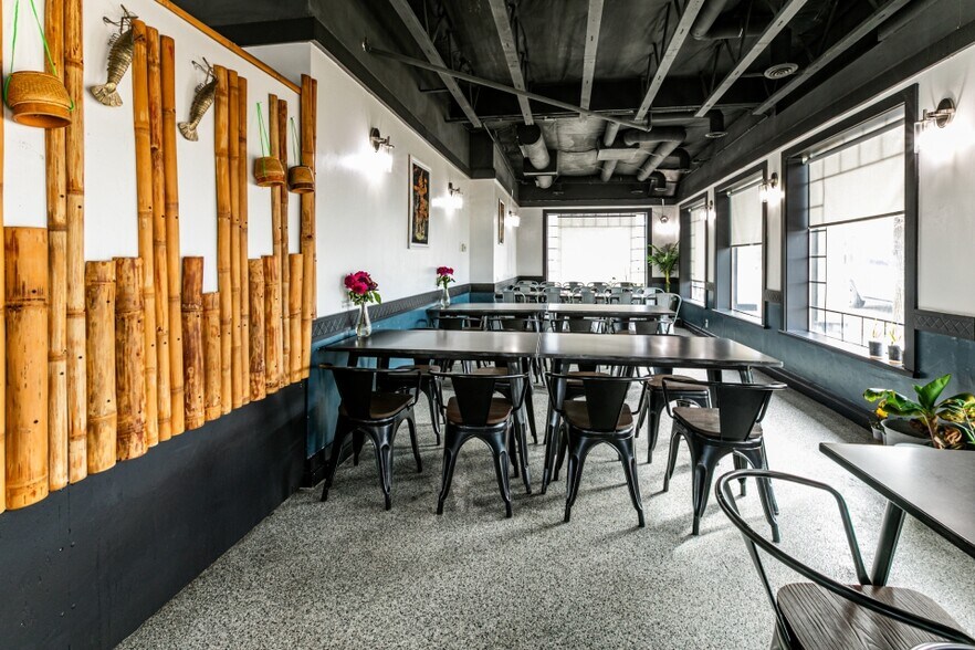 More Photos Of 410 N University Ave, Provo Fast Food For Sale