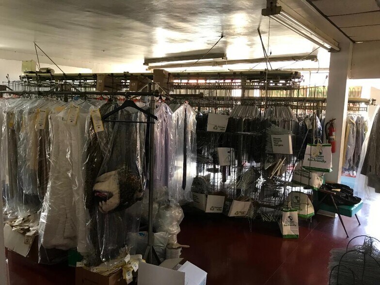More Photos Of 4145 Brownsville Rd, Pittsburgh Storefront For Sale