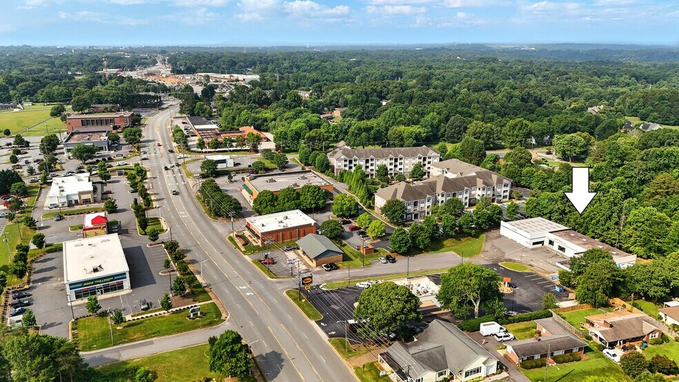 More Photos Of 2931 N Center St, Hickory Carwash For Sale