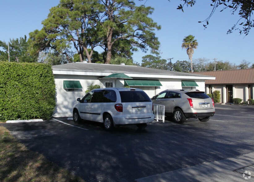 More Photos Of 712 The Rialto, Venice Medical For Lease