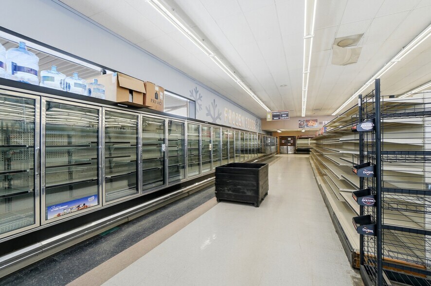 More Photos Of 602 E Main St, Cridersville General Retail For Sale