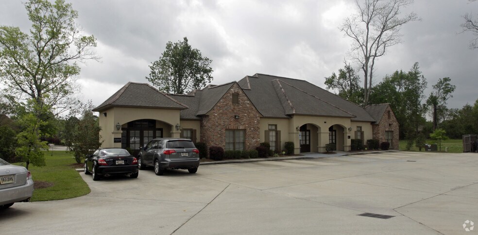 Primary Photo Of 10101 Siegen Ln, Baton Rouge Loft Creative Space For Lease