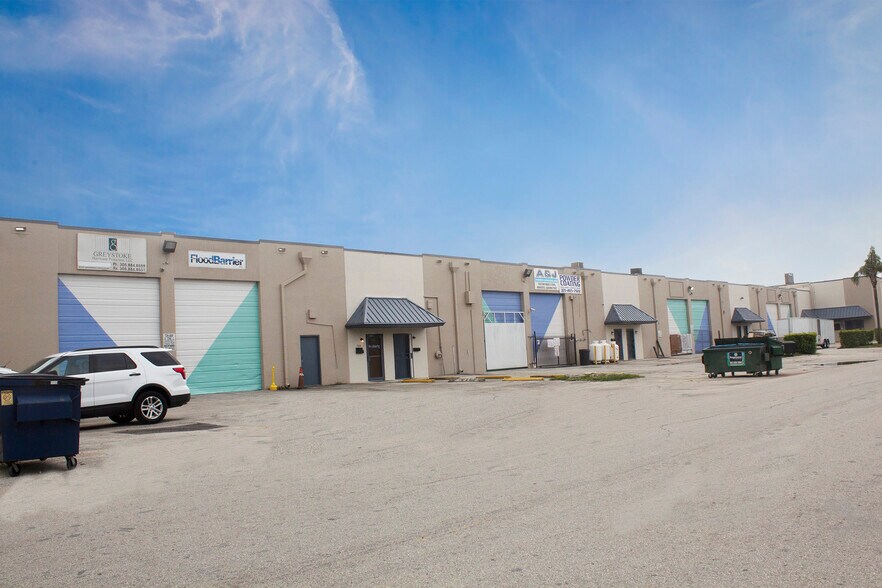 More Photos Of 7301-7325 NW 46th St, Miami Warehouse For Lease