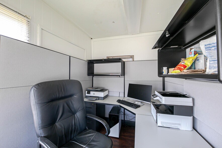 More Photos Of 106 W Main St, Enon Auto Dealership For Sale