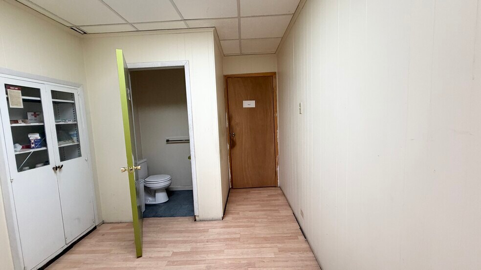 More Photos Of 1300 E 2nd St, Jamestown Industrial For Sale