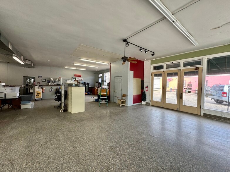 More Photos Of 311 N Longstreet St, Kingstree Auto Repair For Sale