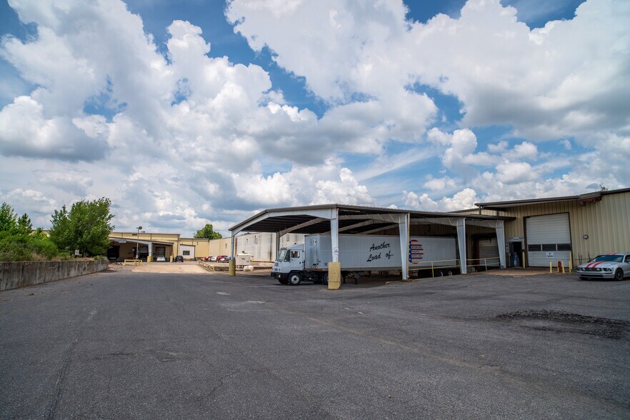 More Photos Of 11200 Wildwood Dr, Olive Branch Industrial For Sale