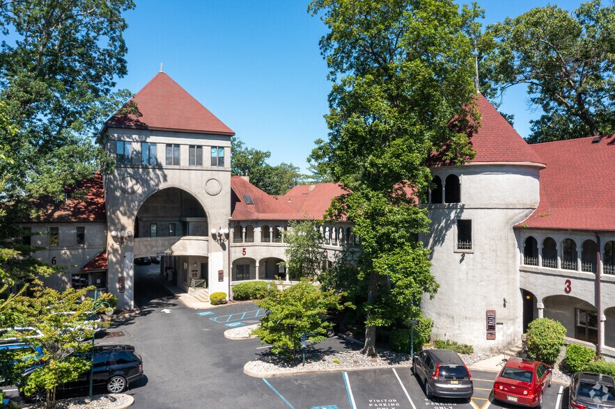 More Photos Of 130 Maple Ave, Red Bank Medical For Lease