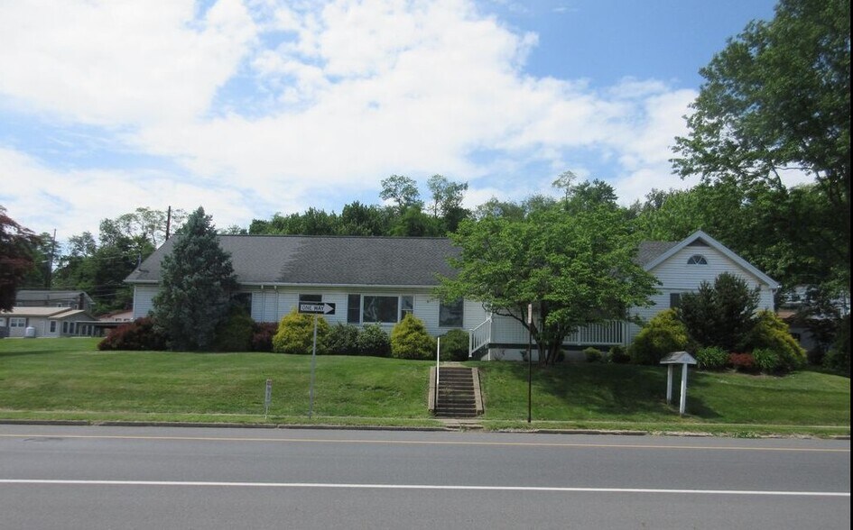 More Photos Of 845 Water St, Northumberland Medical For Sale