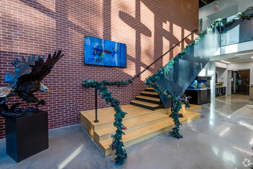 More Photos Of 133 Nursery Ln, Fort Worth Office For Lease