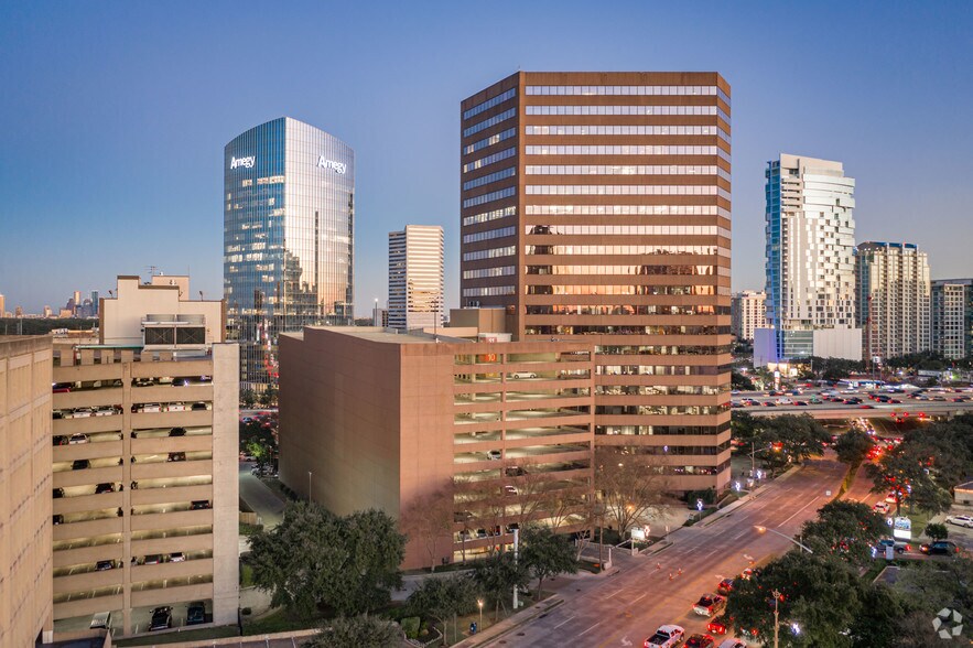 More Photos Of 1800 West Loop S, Houston Office For Lease