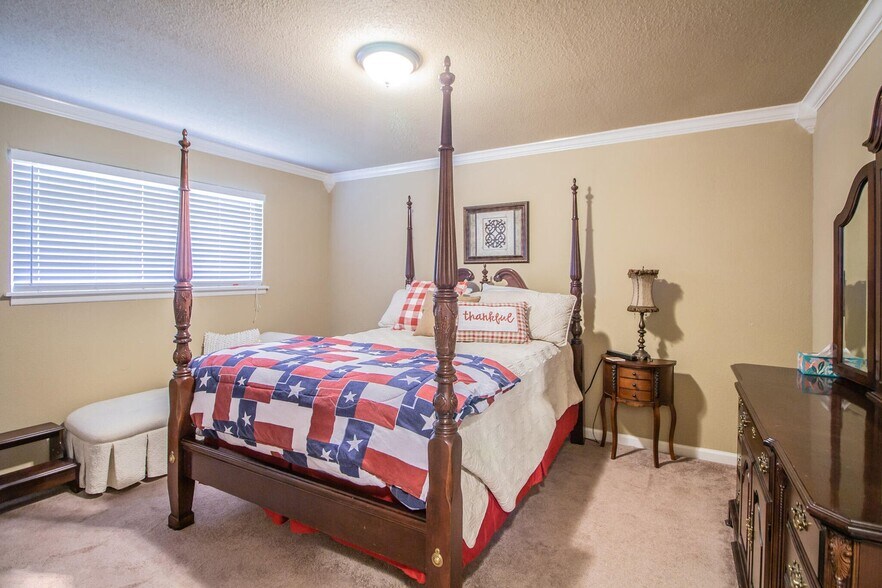 More Photos Of 1601 44th St, Lubbock Religious Facility For Sale