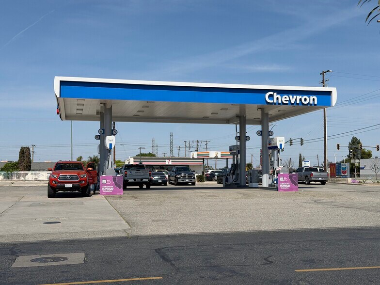 More Photos Of 13061-13073 Rosedale Hwy, Bakersfield General Retail For Lease