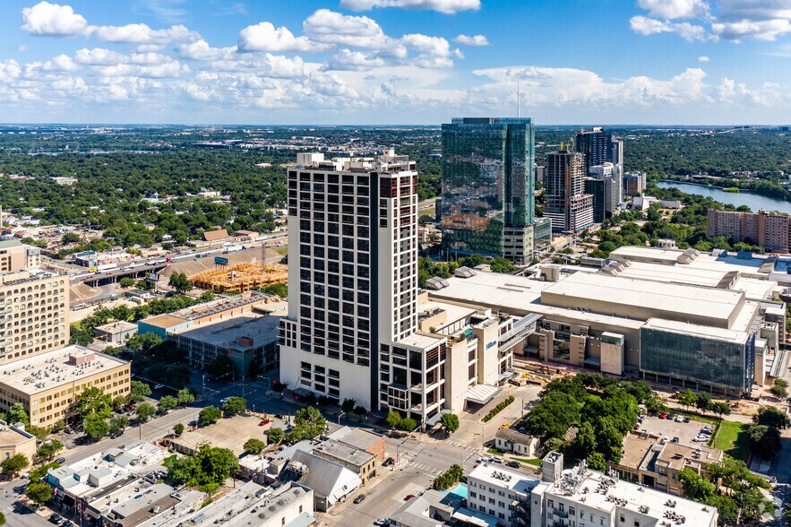 More Photos Of 509 E 5th St, Austin Hotel For Lease