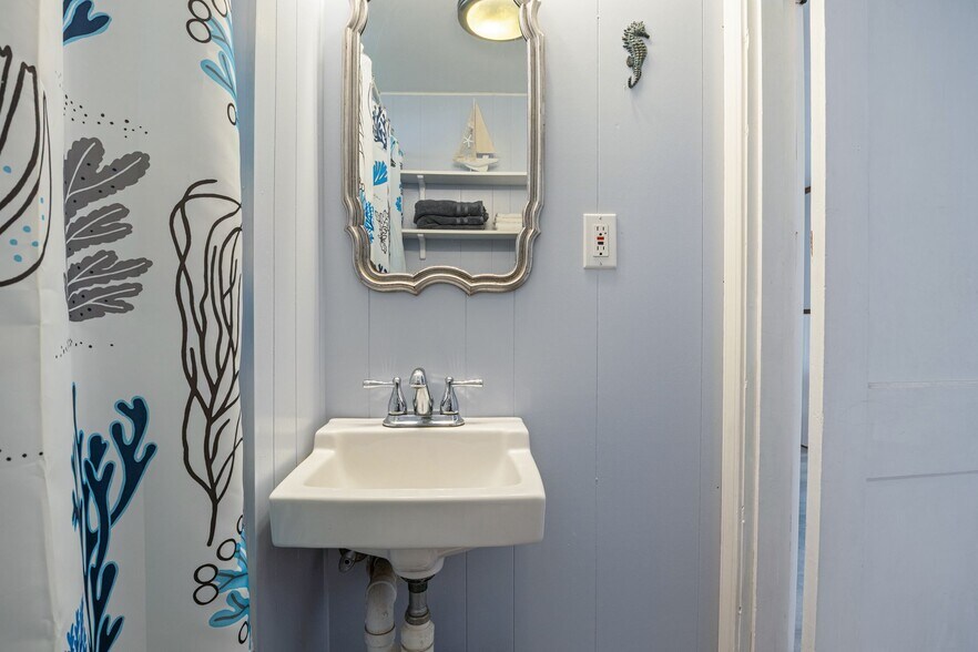 More Photos Of 165 E Grand Ave, Old Orchard Beach Apartments For Sale