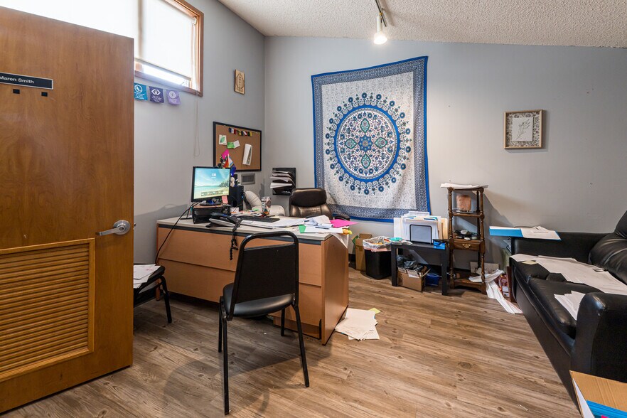 More Photos Of 90 Asheland Ave, Asheville Medical For Sale