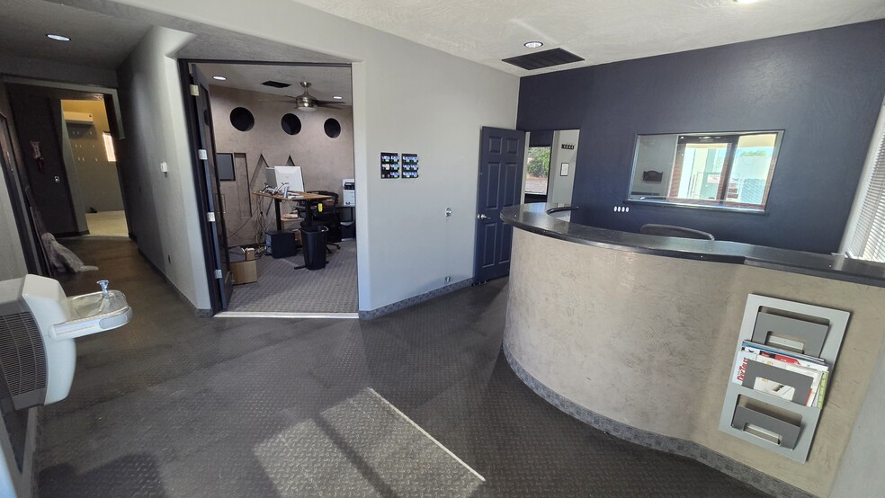 More Photos Of 107 N Tonto St, Payson Warehouse For Sale