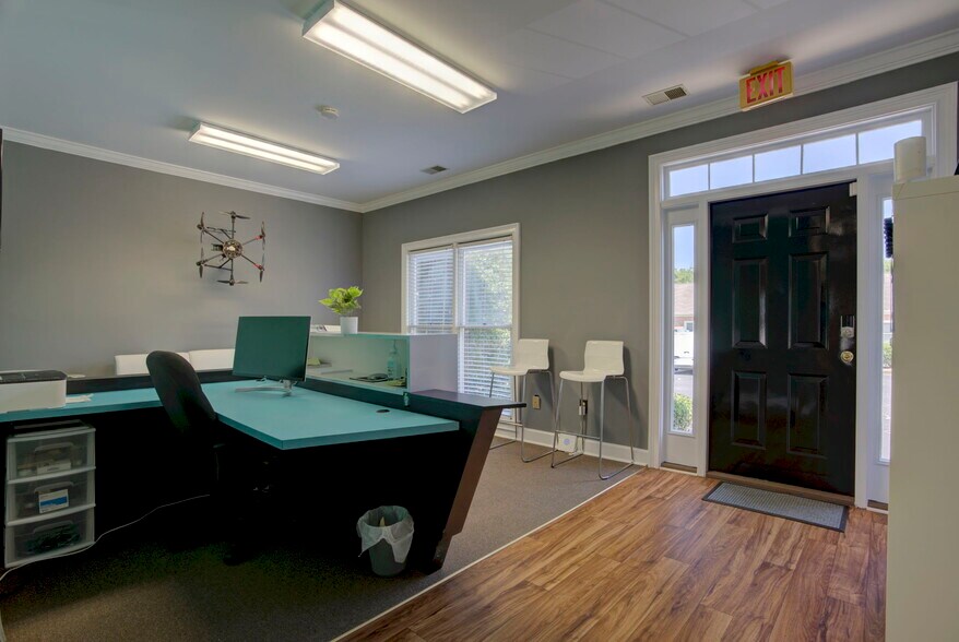 More Photos Of 188 Ben Burton Cir, Bogart Office For Sale