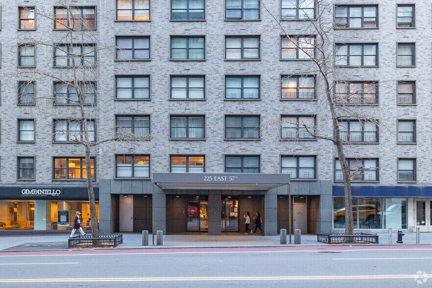 More Photos Of 225 E 57th St, New York Apartments For Sale