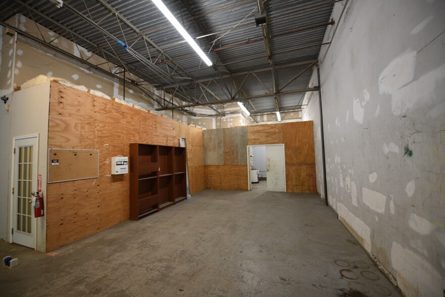 More Photos Of 1209 Tech Blvd, Tampa Loft Creative Space For Lease