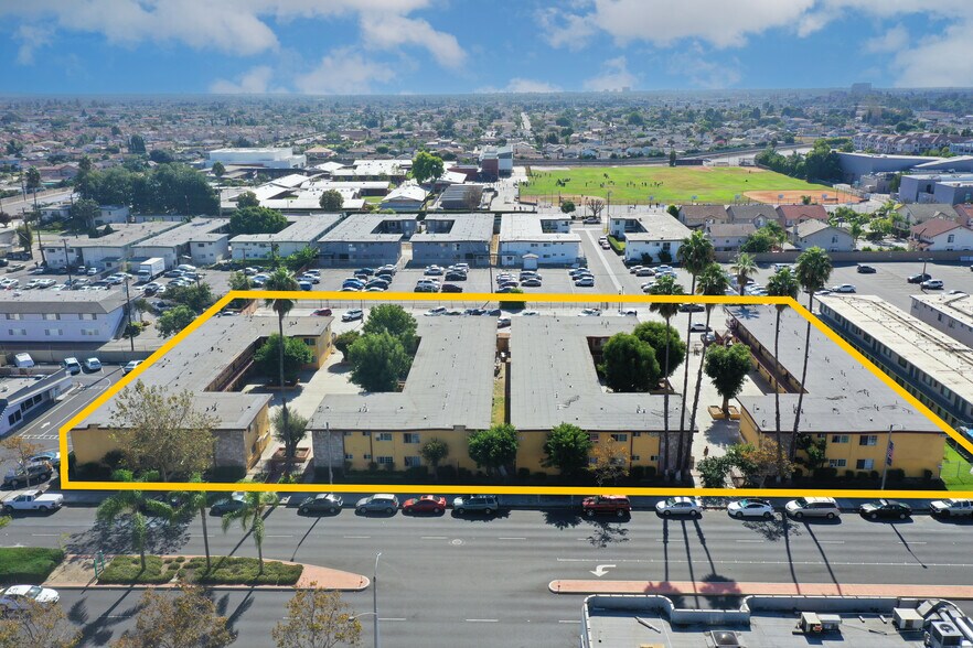 More Photos Of 8342-8402 Westminster Blvd, Westminster Apartments For Sale