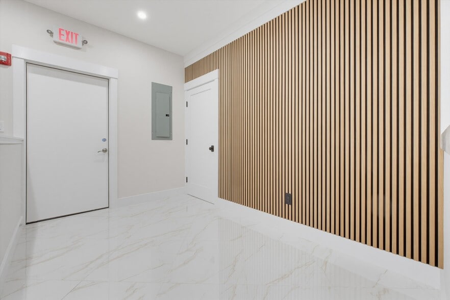 More Photos Of 572 Route 6, Mahopac Medical For Lease