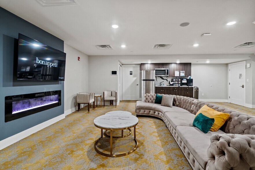 More Photos Of 1000-1038 W Girard Ave, Philadelphia Apartments For Lease