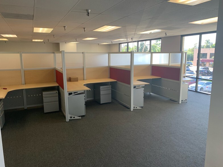 More Photos Of 340 Rancheros Dr, San Marcos Warehouse For Lease