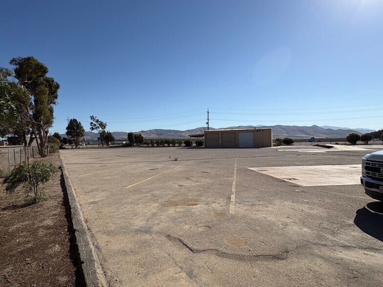 More Photos Of 41993 El Camino Real, Greenfield Warehouse For Sale