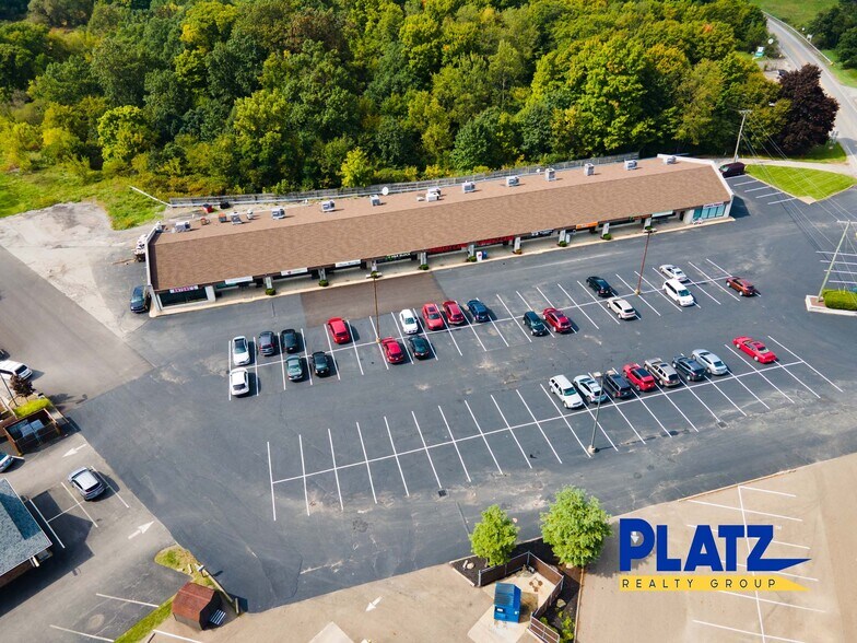 More Photos Of 919 Columbiana Canfield Rd, Columbiana Freestanding For Lease