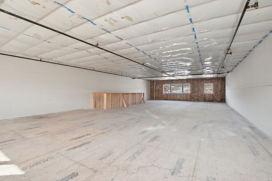 More Photos Of 4518 North Forestdale Drive Building 54, Park City Freestanding For Sale