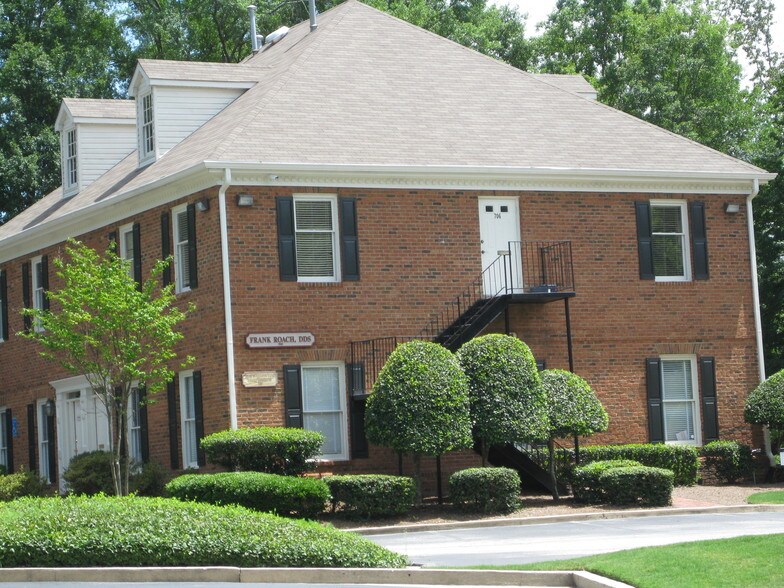 More Photos Of 724-734 Holcomb Bridge Rd, Norcross Loft Creative Space For Sale