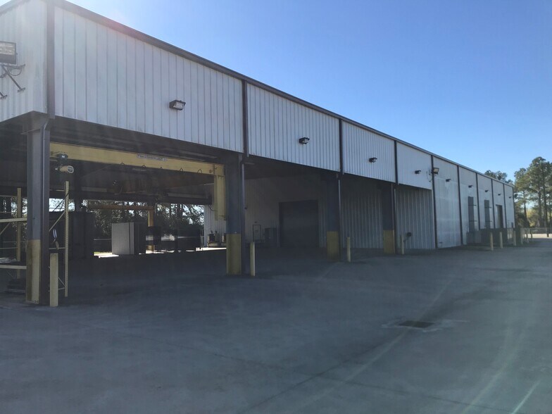 More Photos Of 2407 Wilson Rd, Humble Warehouse For Lease