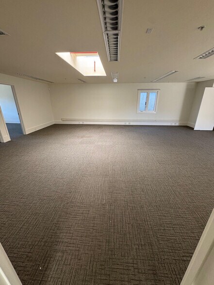 More Photos Of 637 Main St, Half Moon Bay Office For Lease