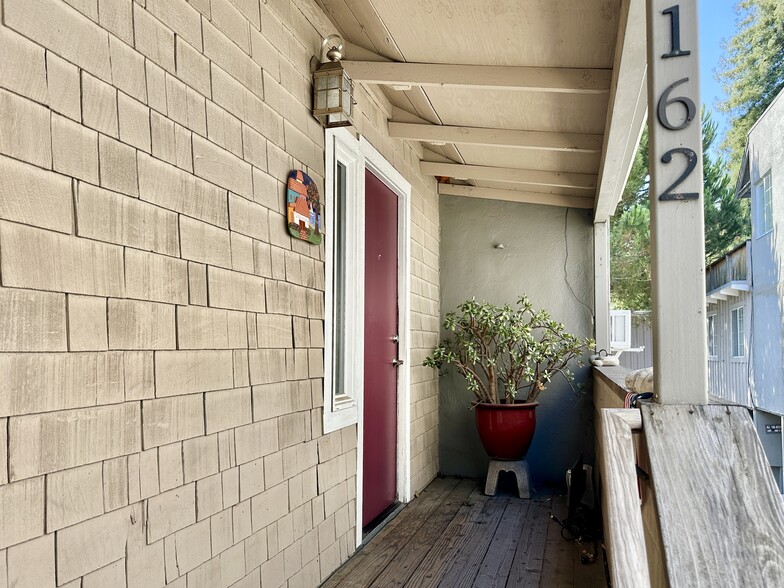 More Photos Of 158-164 E Blithedale Ave, Mill Valley Storefront Retail Residential For Sale