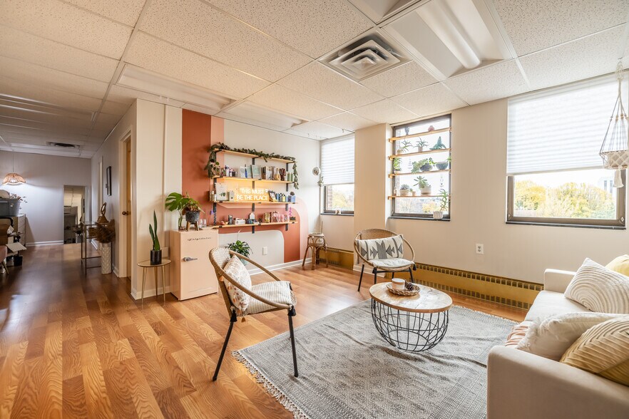 More Photos Of 109 S Union St, Rochester Office For Sale