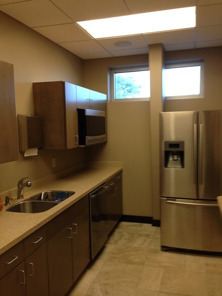 More Photos Of 975 S Ponce de Leon Blvd, Saint Augustine Office For Sale