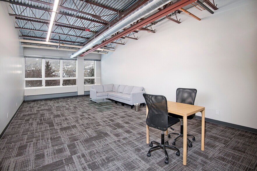 More Photos Of 48 E Beaver Creek Blvd, Avon Office For Lease