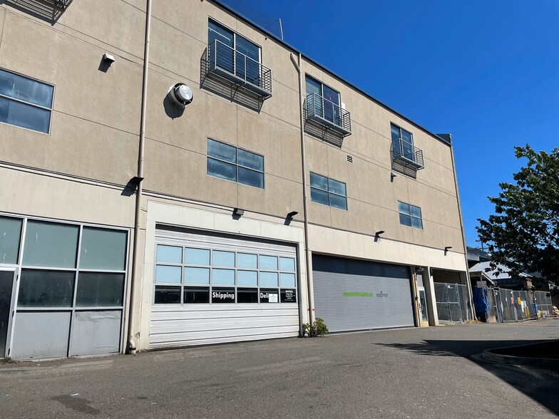 More Photos Of 2201 15th Ave W, Seattle General Retail For Sale