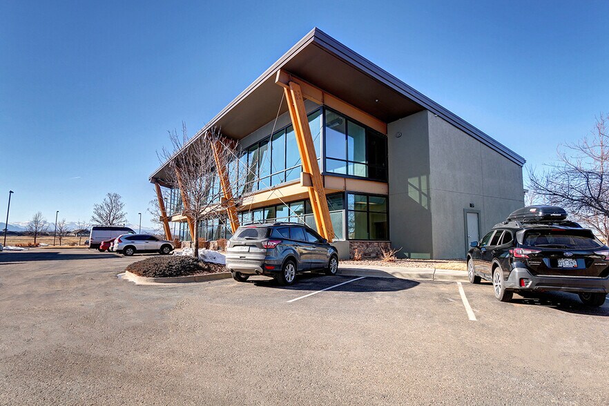 More Photos Of 140 Old Laramie Trl, Lafayette Medical For Sale