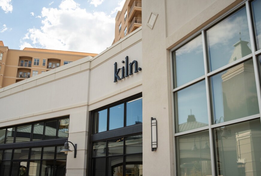 More Photos Of 10-35 N Rio Grande St, Salt Lake City General Retail For Lease