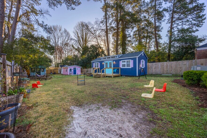 More Photos Of 1552 Sunnyside Dr, Columbia Flex For Lease