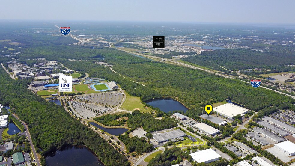 More Photos Of 11660 Central Pky, Jacksonville Warehouse For Lease
