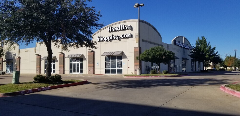 More Photos Of 11536 Harry Hines Blvd, Dallas General Retail For Sale