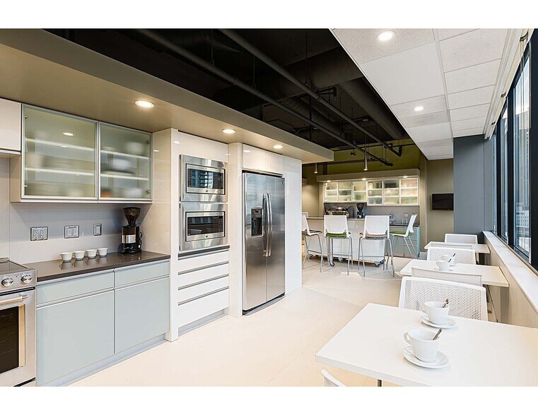 More Photos Of 140 E 19th Ave, Denver Office For Sale