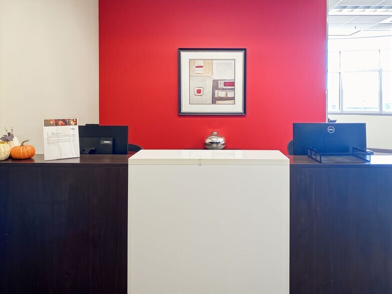 More Photos Of 603-690 Saint George Square Ct, Winston-Salem Coworking Space