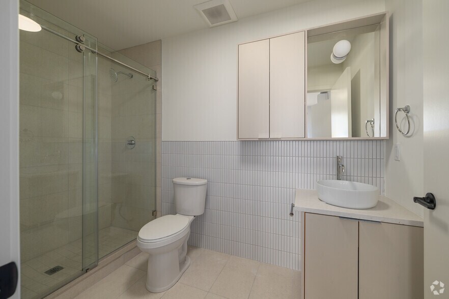 More Photos Of 859-869 Communipaw Ave, Jersey City Apartments For Lease