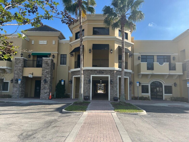 Primary Photo Of 13538 Village Park Dr, Orlando Office Residential For Lease