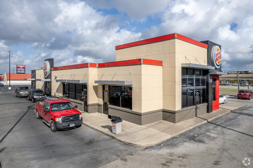 More Photos Of 1000-1094 Federal Rd, Houston Unknown For Lease